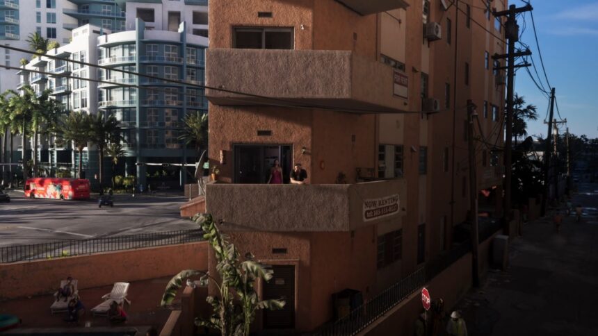 Fã localiza prédio de Miami que inspirou apartamento de Jason e Lucia em GTA 6
